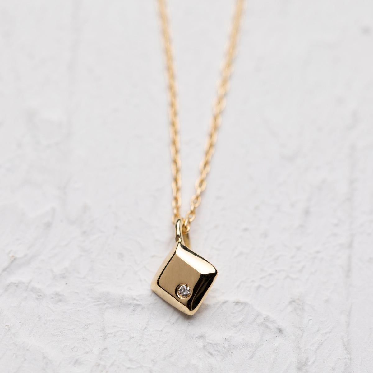 0O5A2776_1200x1200.jpg?v=