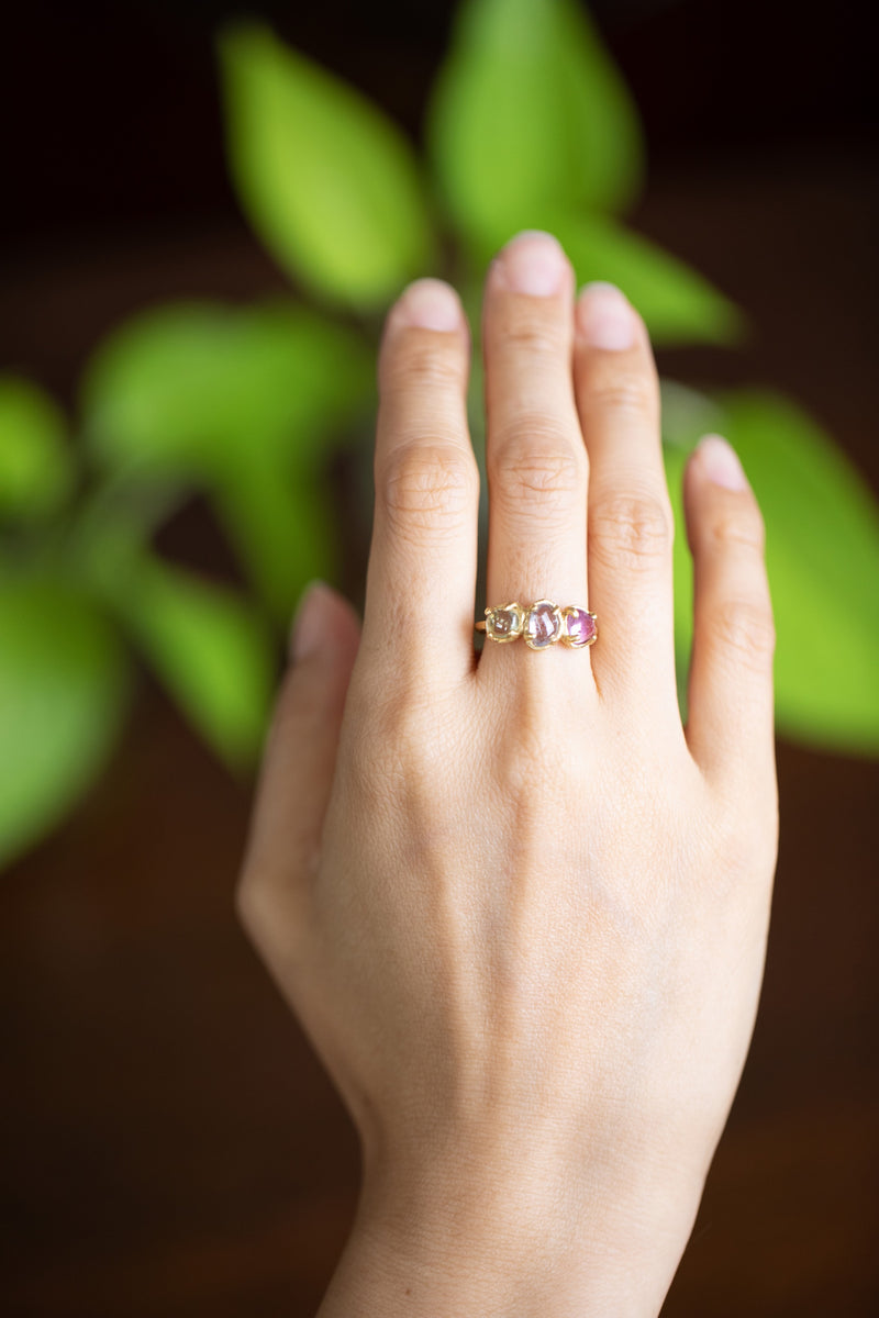 A&G 三連リング サファイアストーン3箇所10号 サファイア ダイヤモンドリング SA 3.63ct D 0.07ct Pt900 GRJ