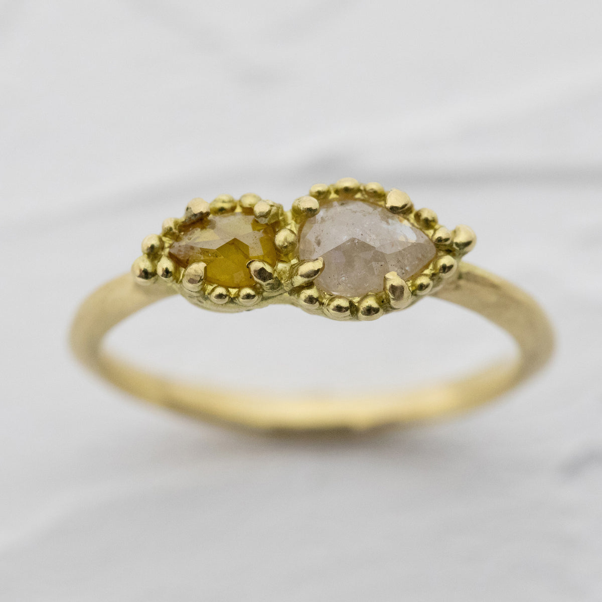 天然ダイヤモンド2.77Carat リング ドットの淵の二つのナチュラルダイヤのリング – ileava jewelry