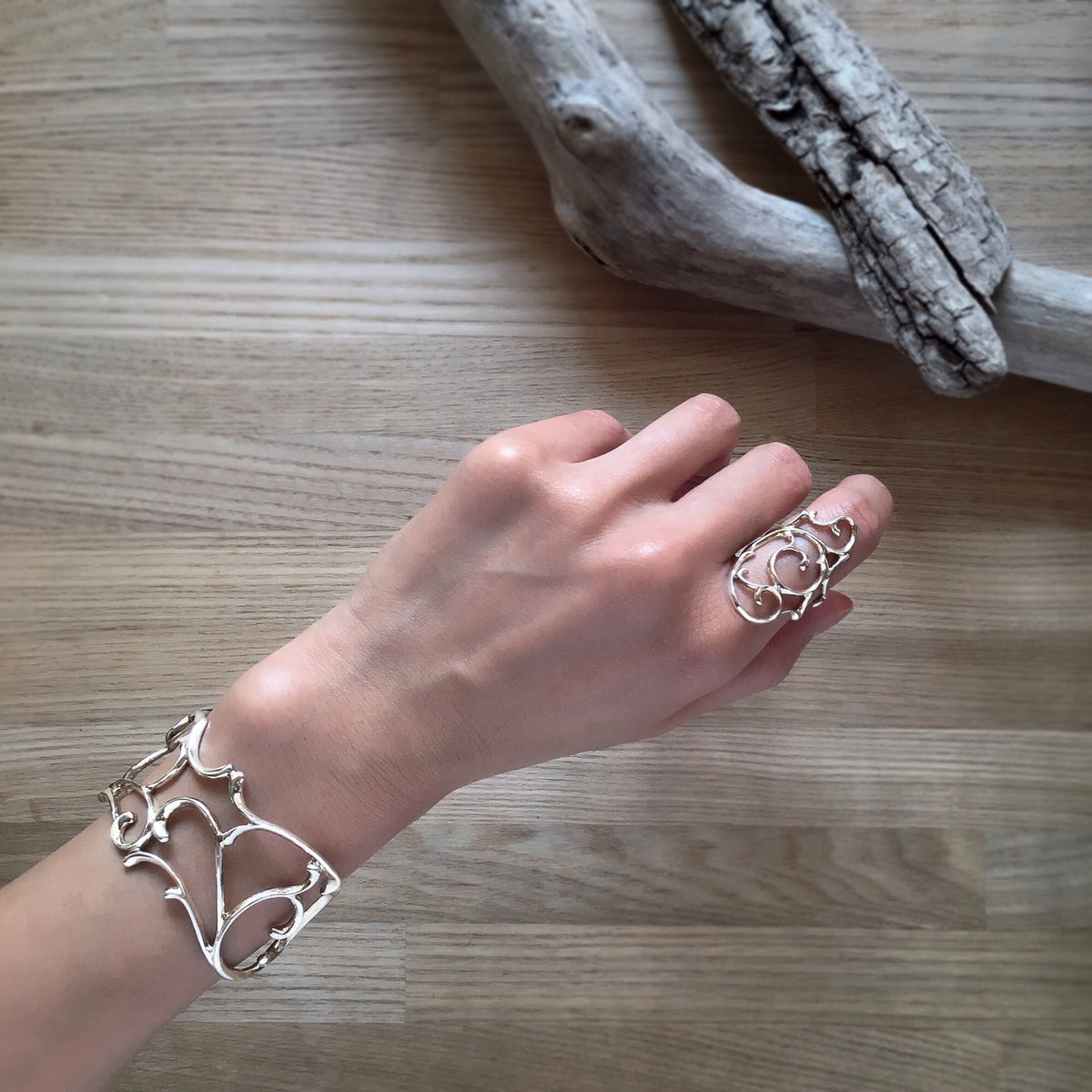 17_1200x1200.jpg?v=1566885422