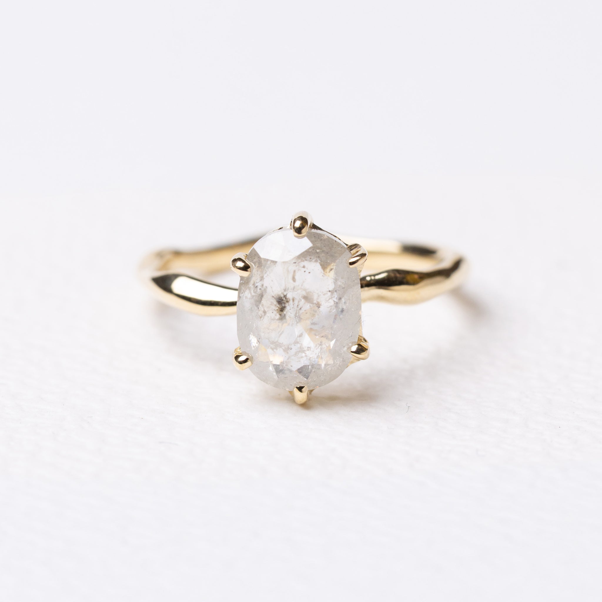 水のリング | 氷のようなダイヤの指輪 – ileava jewelry