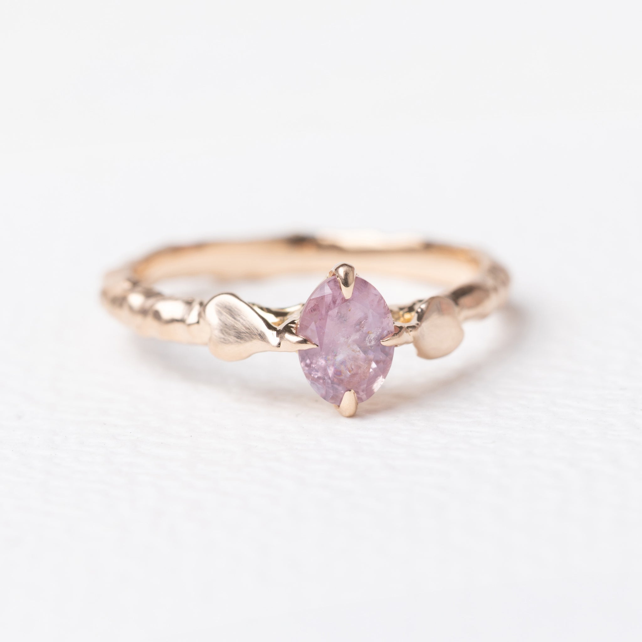 激レア グリーン桜瑪瑙 バラ 手彫り カービング 3枚の桜の花びらリング – ileava jewelry