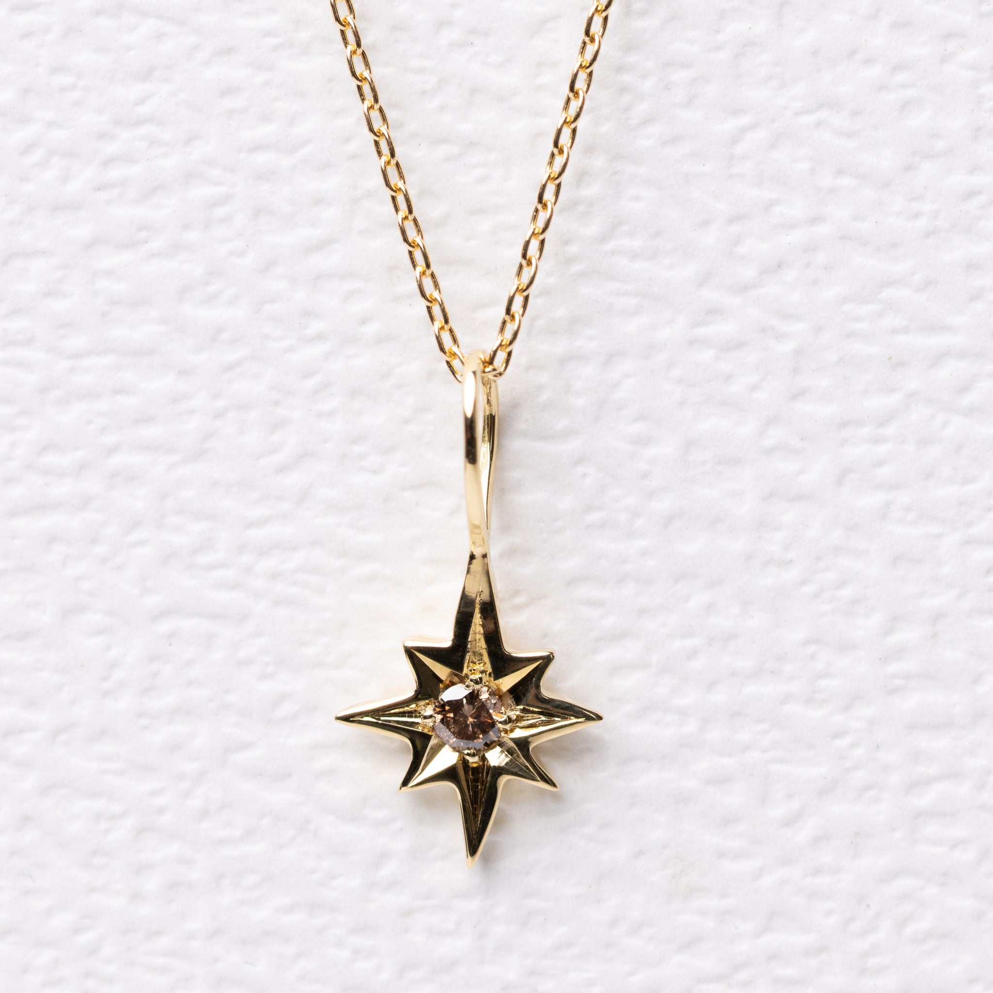 八芒星のシャンパンダイヤネックレス – ileava jewelry