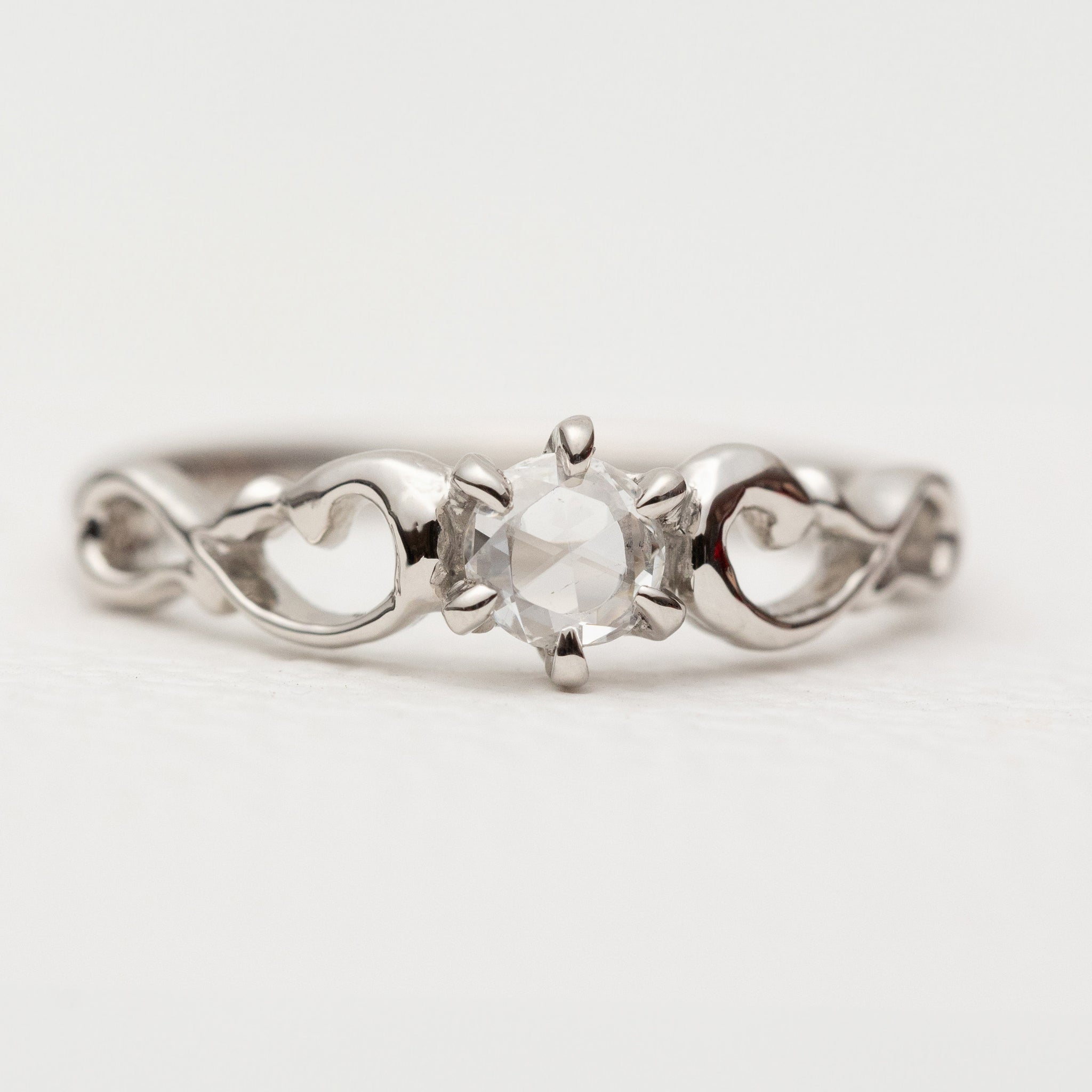 レース｜ローズカットのダイヤのリング – ileava jewelry