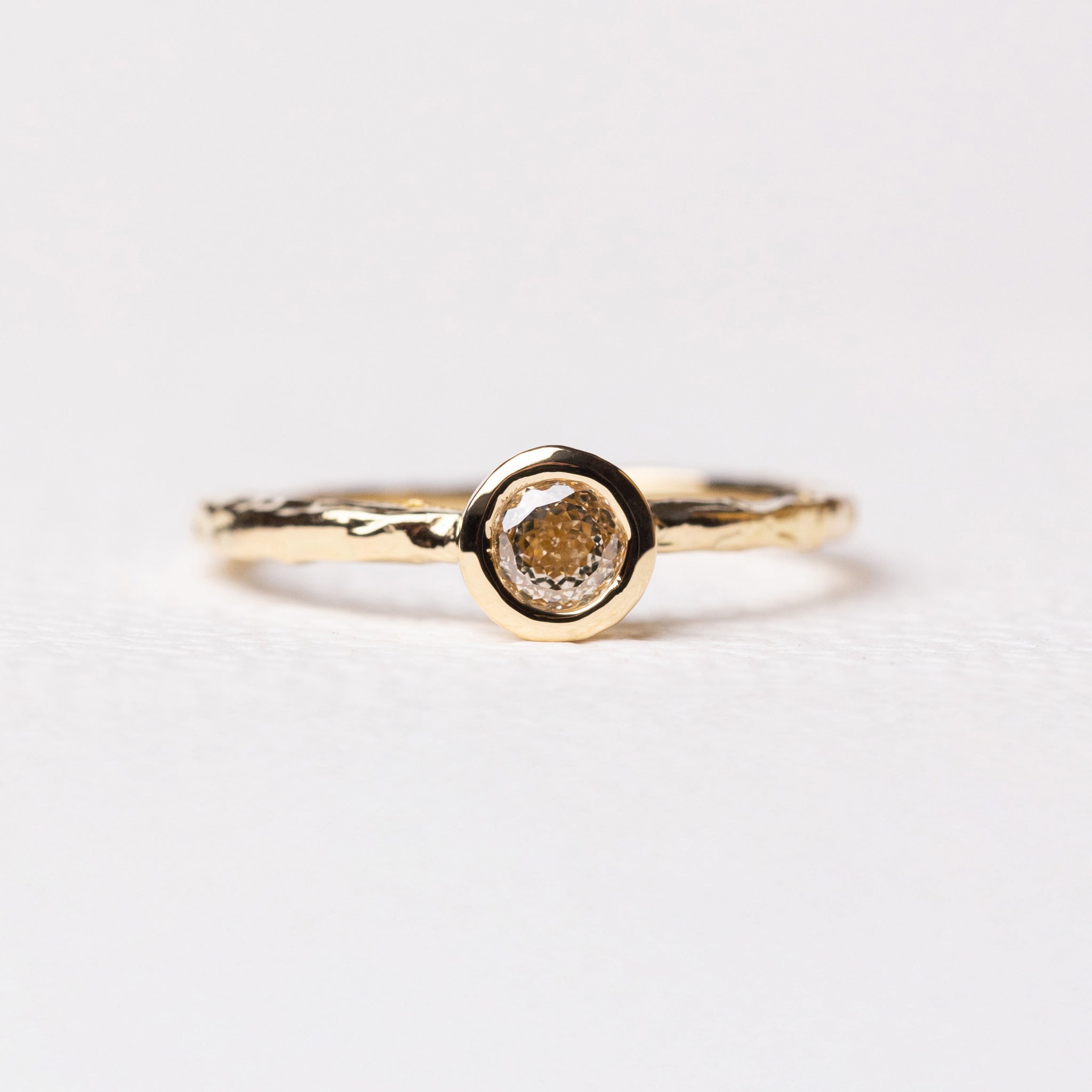 クラウンカット ブラウンダイヤのリング – ileava jewelry