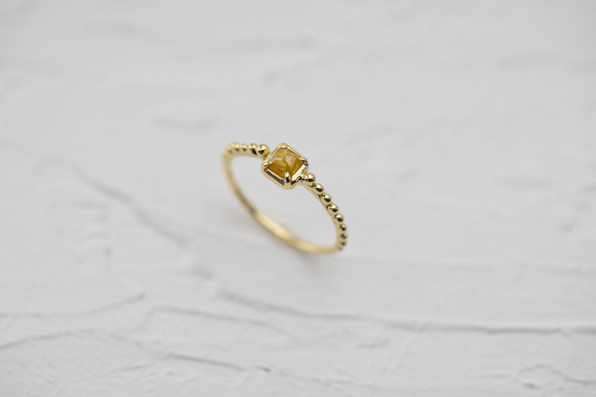 ナチュラルダイヤとドットのリング(オレンジ) – ileava jewelry