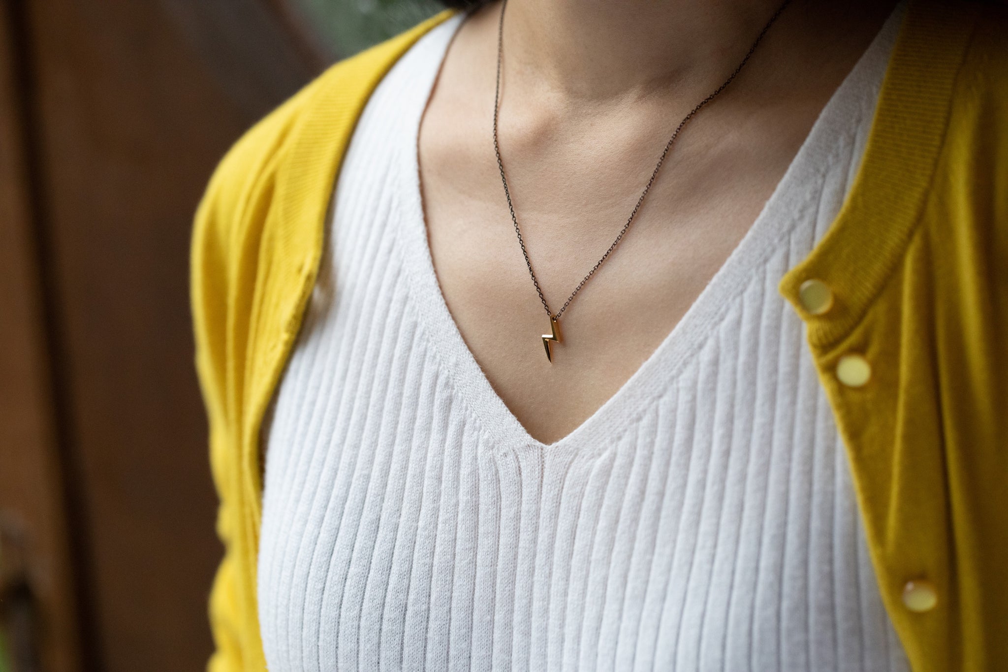 大きな稲妻 燻したシルバーのチェーン – ileava jewelry
