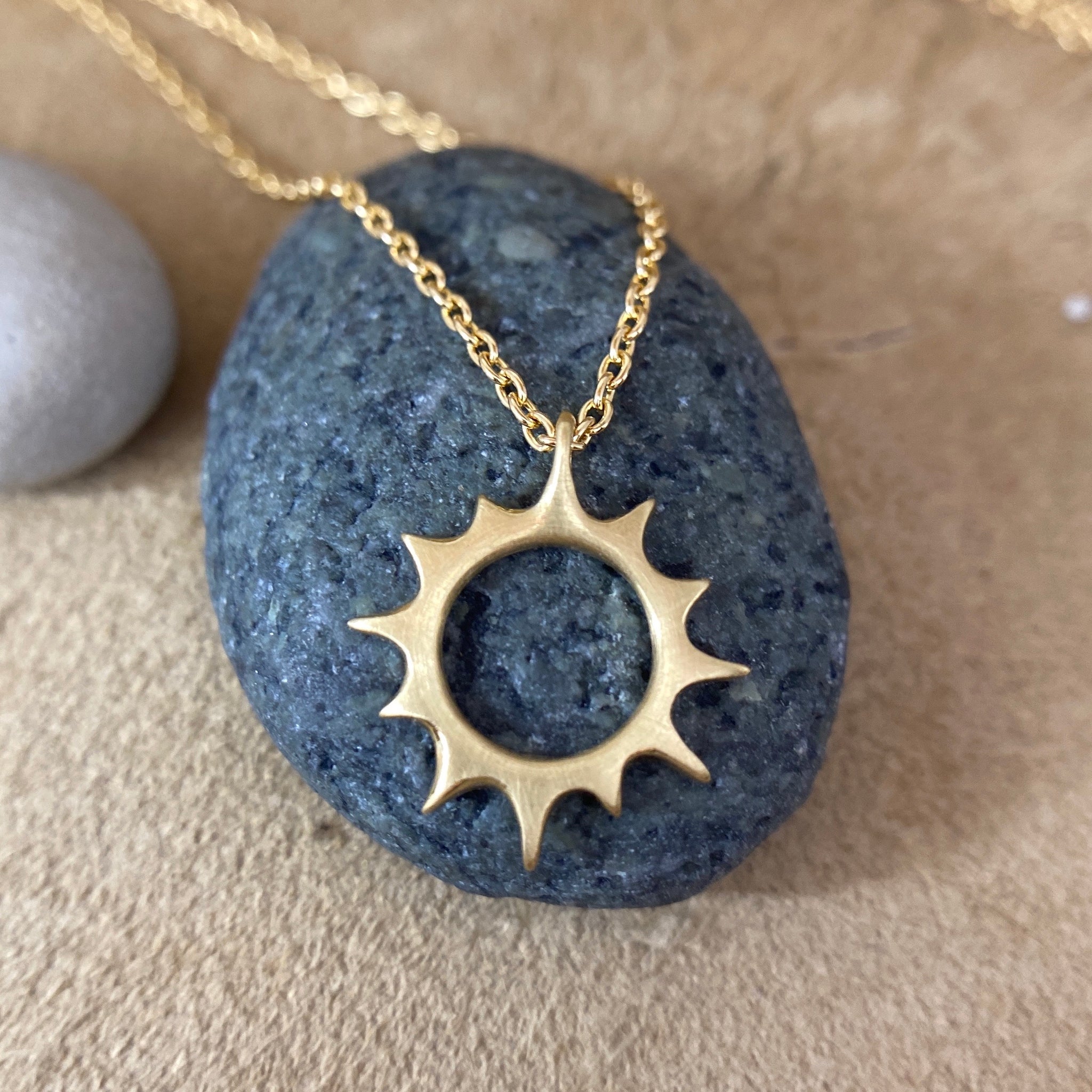国際風水氣学協会　テラエナジー シルバー ネックレスMサイズ 太陽シルバーネックレス – ileava jewelry